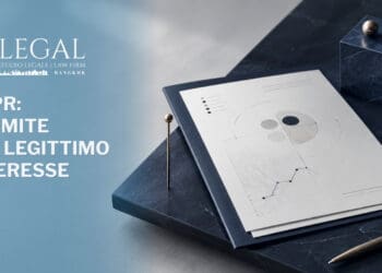 Copertina dell’articolo “GDPR: il limite del legittimo interesse”, con logo ALLEGAL, nome dell’autrice e immagine concettuale di un dossier privacy su una superficie scura.